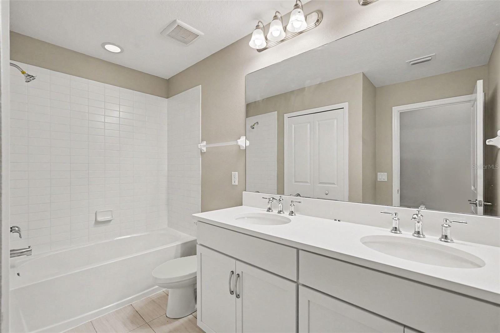 29967 SOUTHWELL LANE, Wesley Chapel, FL 33543