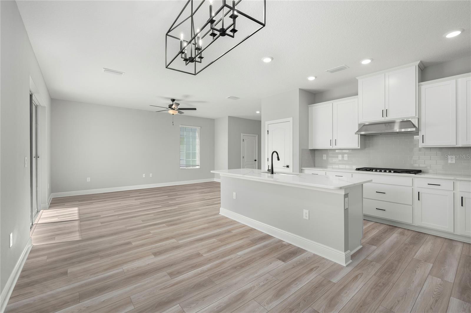 7673 SOMERSWORTH DRIVE, Kissimmee, FL 34747