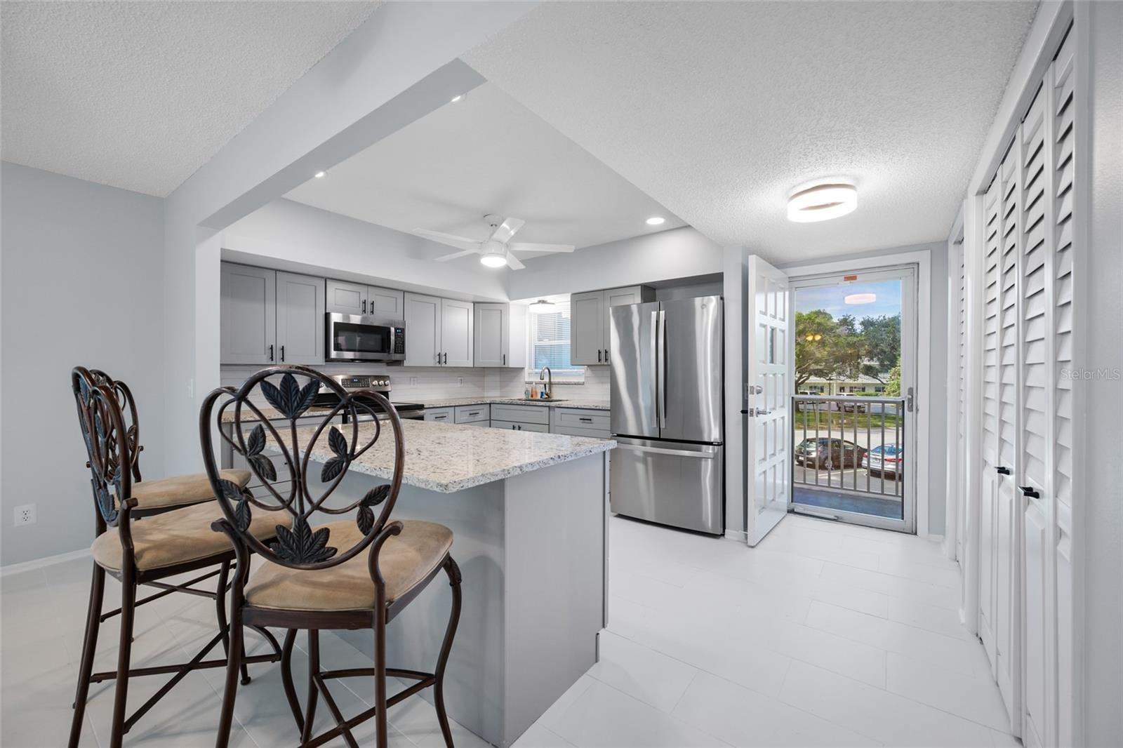 2258 WORLD PARKWAY BOULEVARD W, #40, Clearwater, FL 33763 2258 WORLD PARKWAY BOULEVARD W, #40, Clearwater, FL 33763