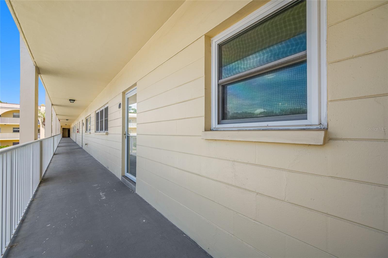 2258 WORLD PARKWAY BOULEVARD W, #40, Clearwater, FL 33763