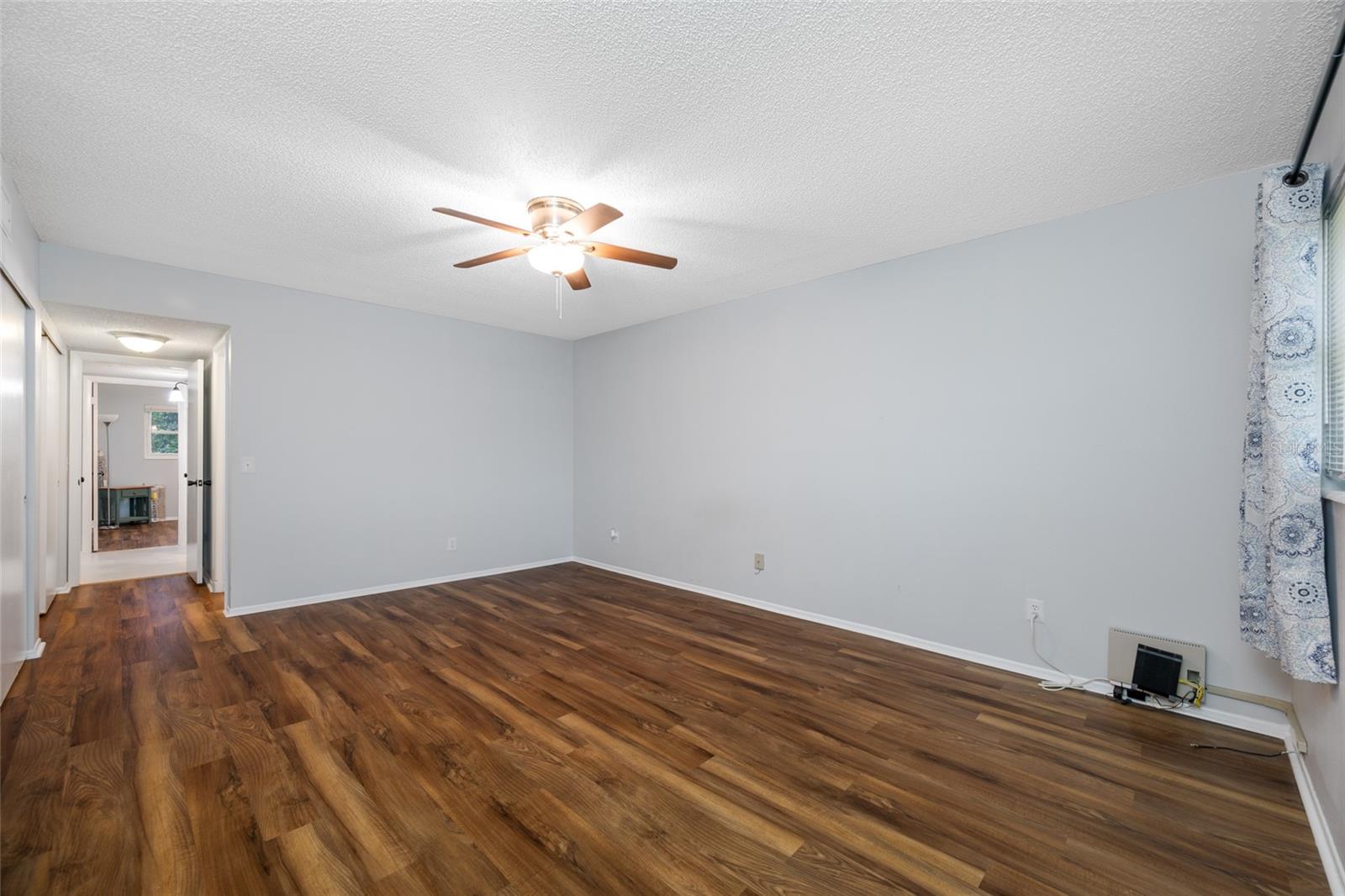 2258 WORLD PARKWAY BOULEVARD W, #40, Clearwater, FL 33763