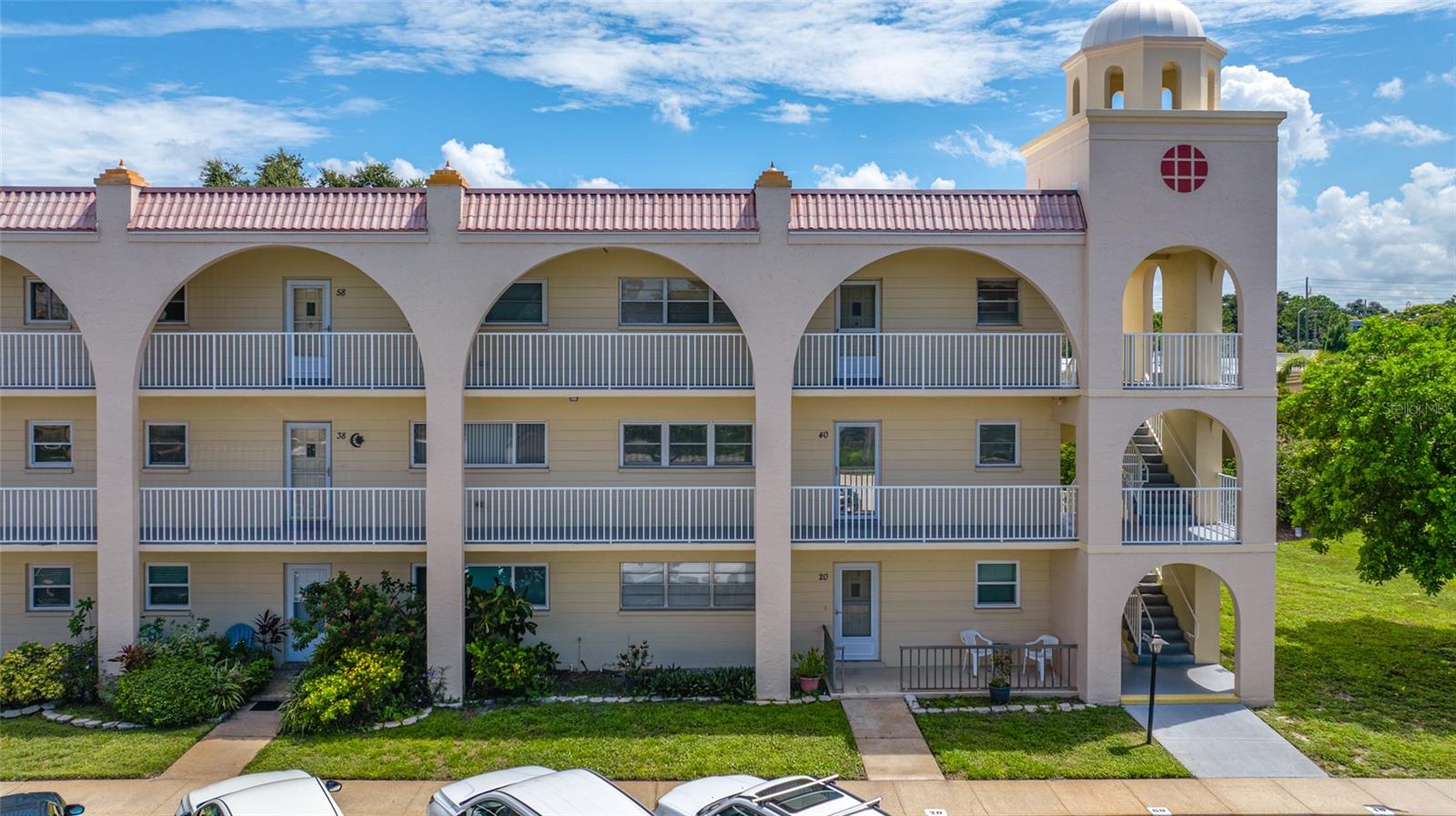 2258 WORLD PARKWAY BOULEVARD W, #40, Clearwater, FL 33763 2258 WORLD PARKWAY BOULEVARD W, #40, Clearwater, FL 33763