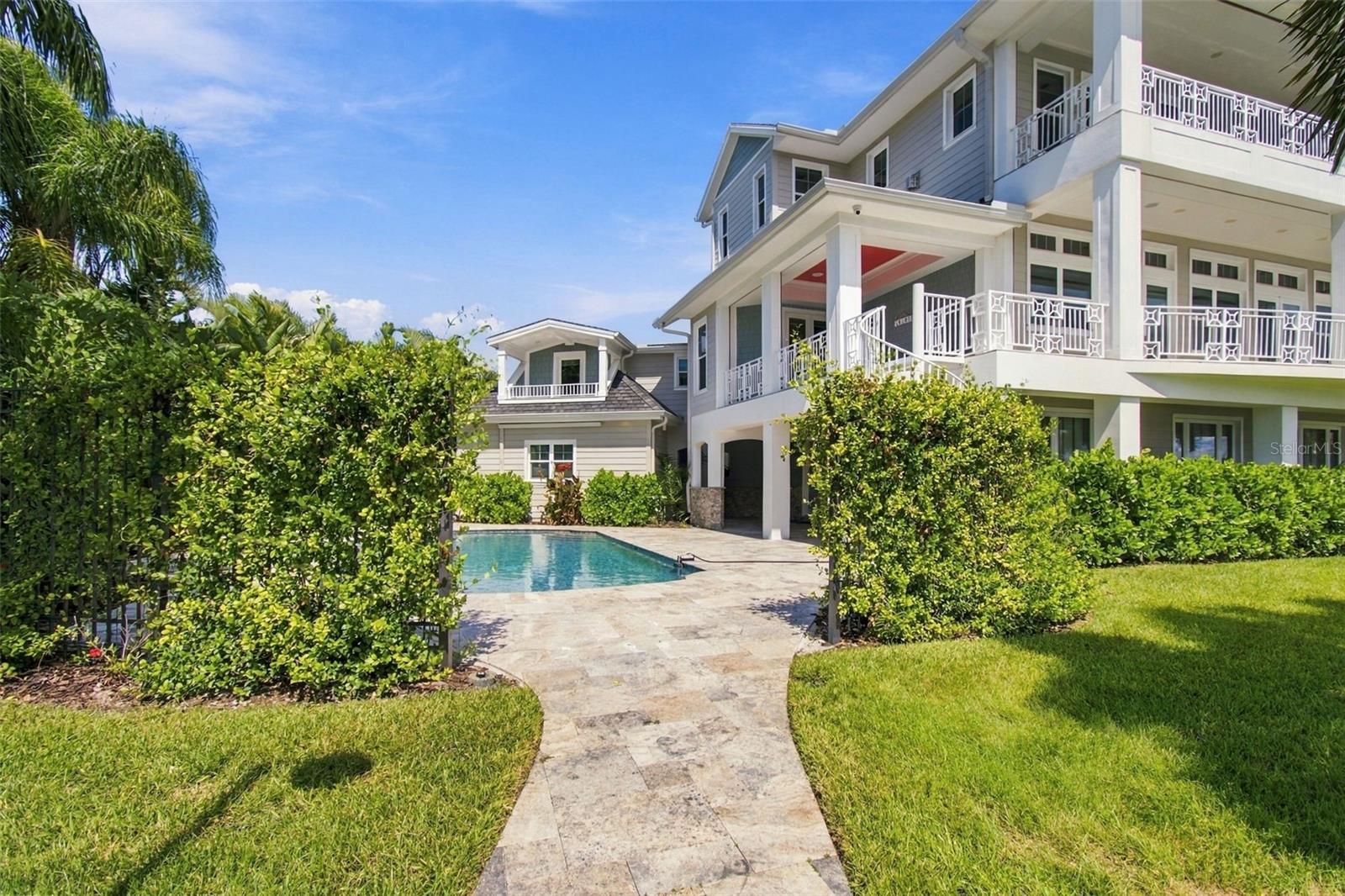 14 MARINA TERRACE, Treasure Island, FL 33706