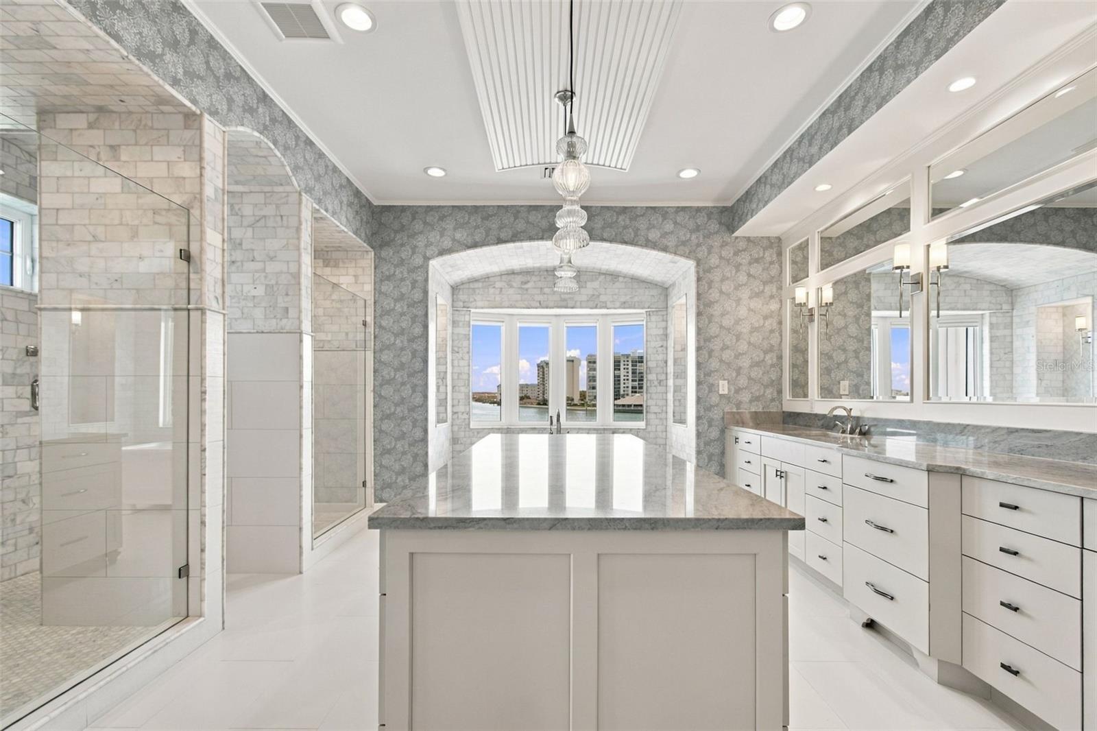 14 MARINA TERRACE, Treasure Island, FL 33706