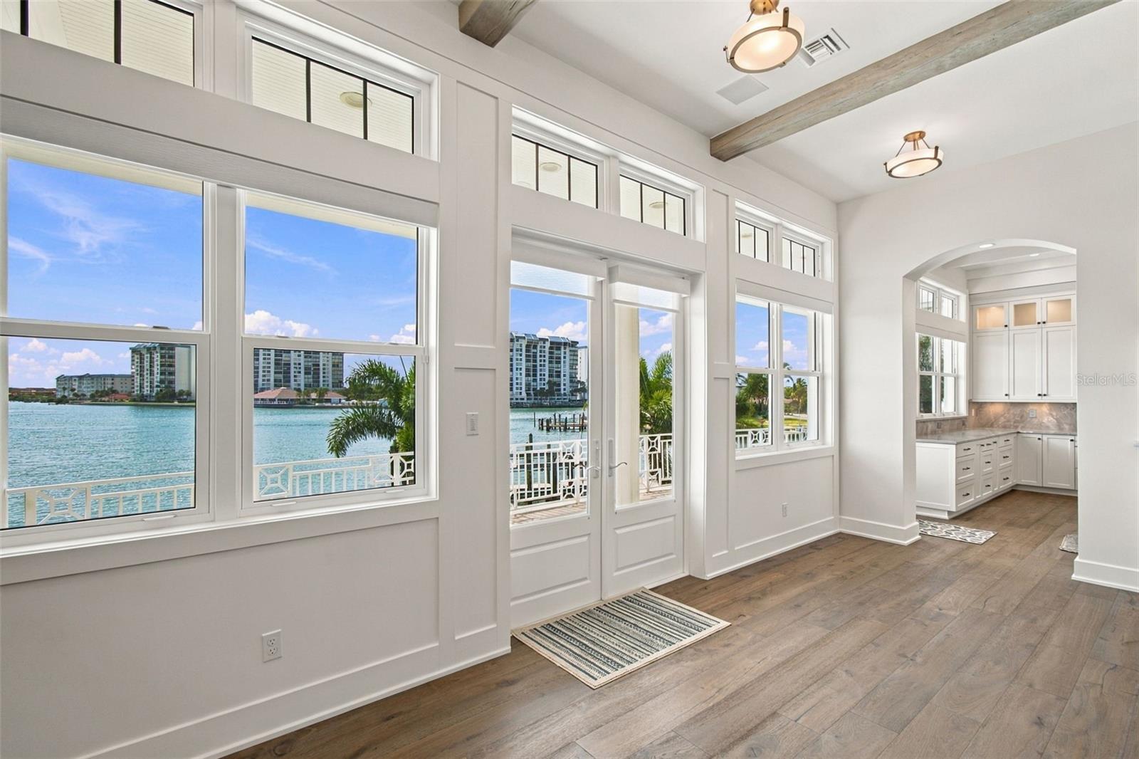 14 MARINA TERRACE, Treasure Island, FL 33706