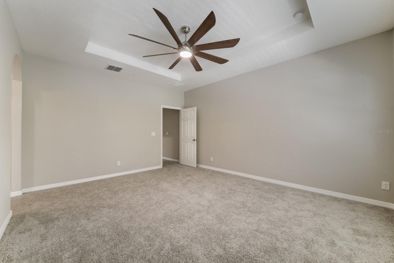 900 WALKERS GROVE LANE, Winter Garden, FL 34787
