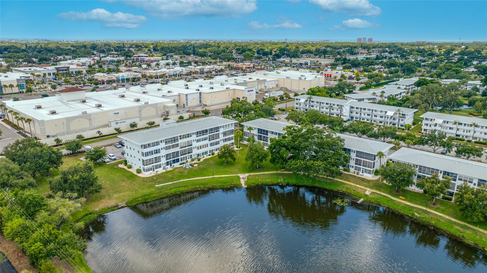 8075 112 STREET, #104, Seminole, FL 33772