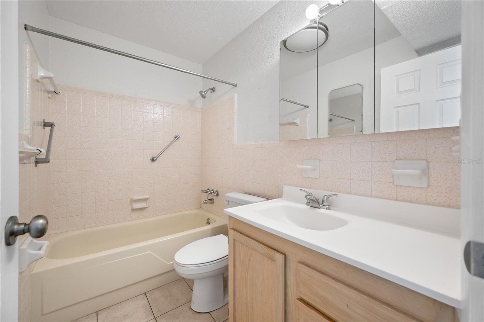 8075 112 STREET, #104, Seminole, FL 33772