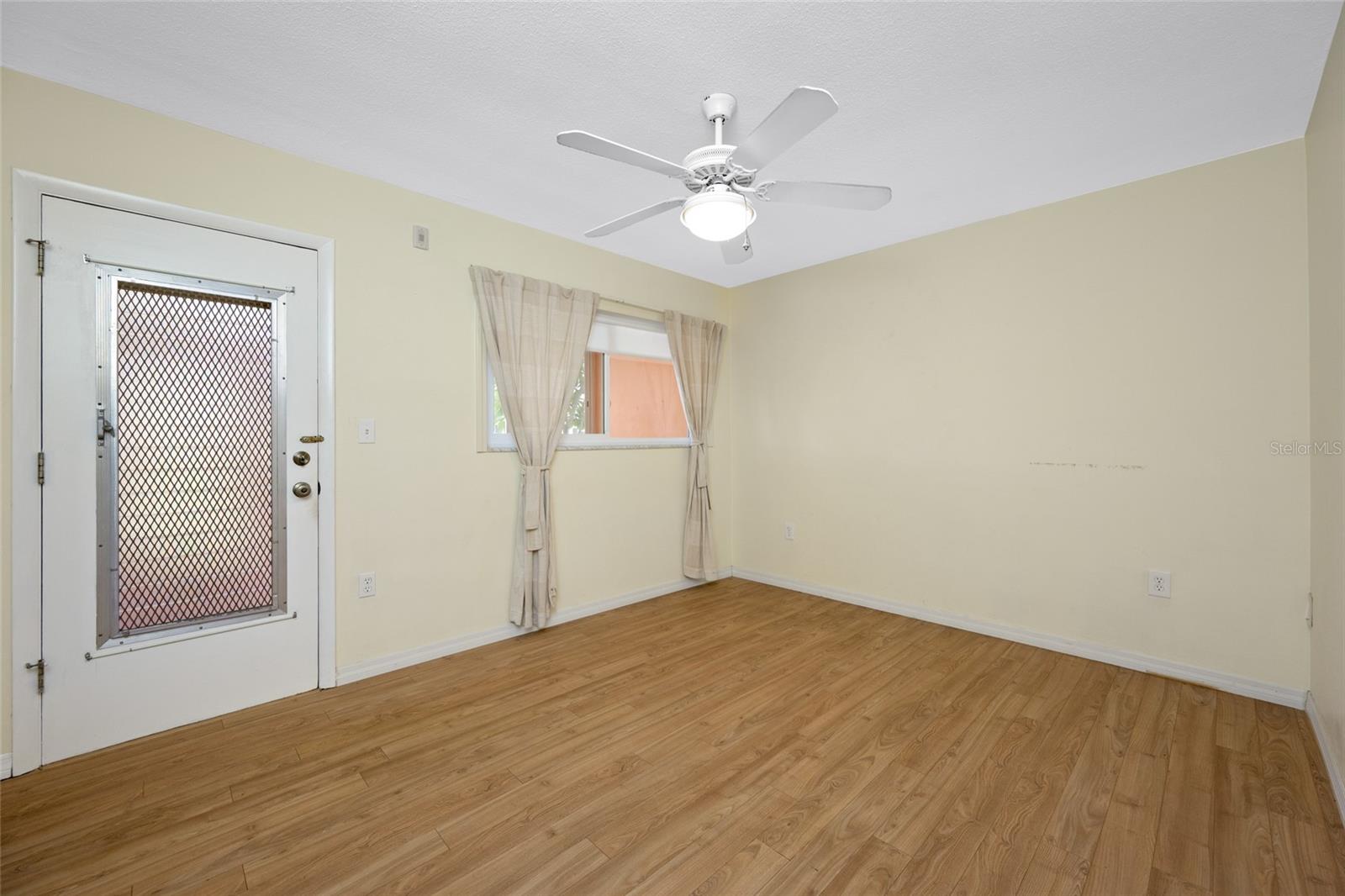 8075 112 STREET, #104, Seminole, FL 33772