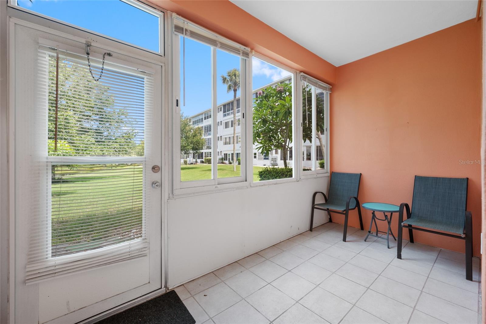 8075 112 STREET, #104, Seminole, FL 33772