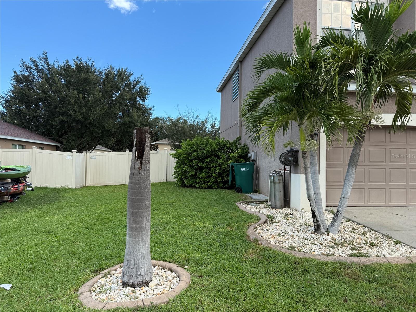 2325 SWORDFISH AVENUE, Holiday, FL 34691