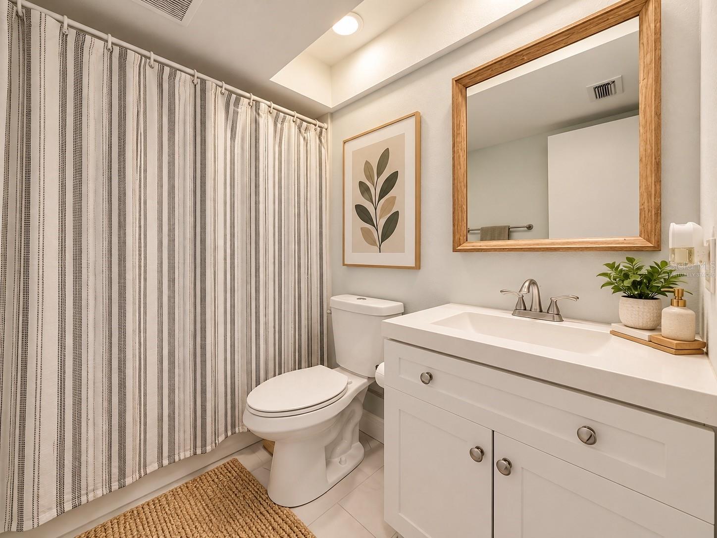 Bathroom: Virtually staged