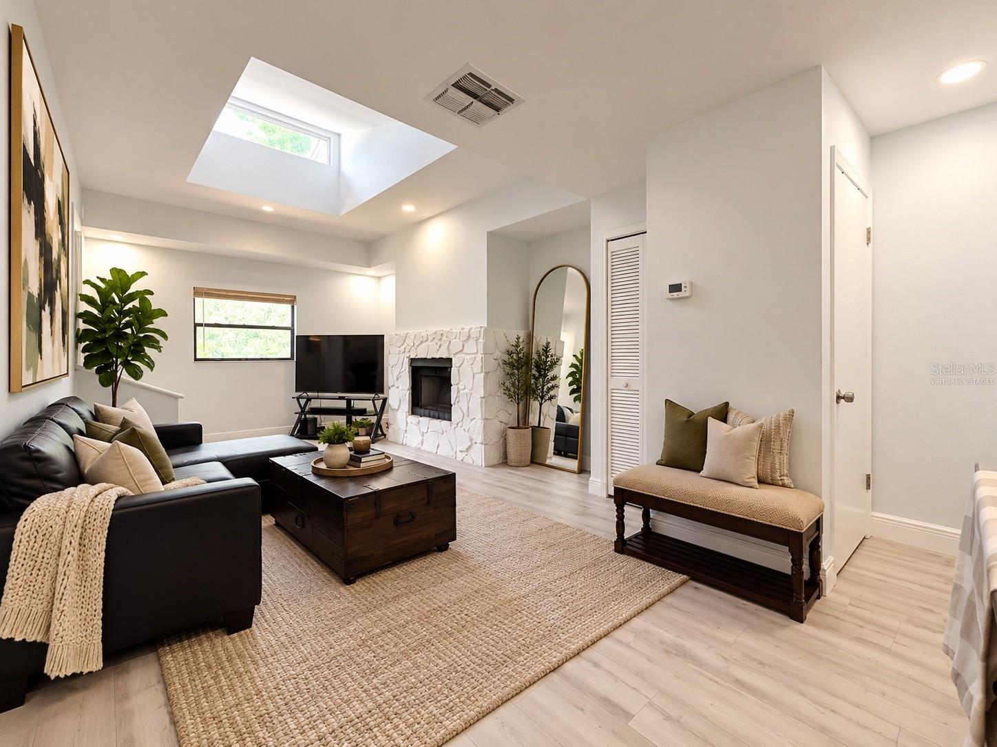 Living Area: Virtually staged