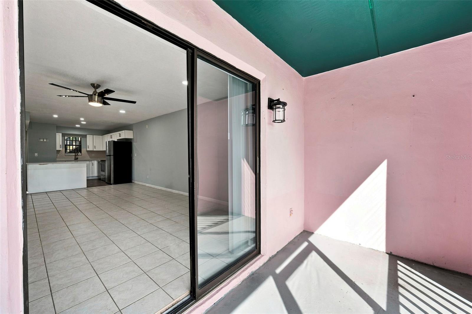 1000 TARPON WOODS BOULEVARD, #302, Palm Harbor, FL 34685