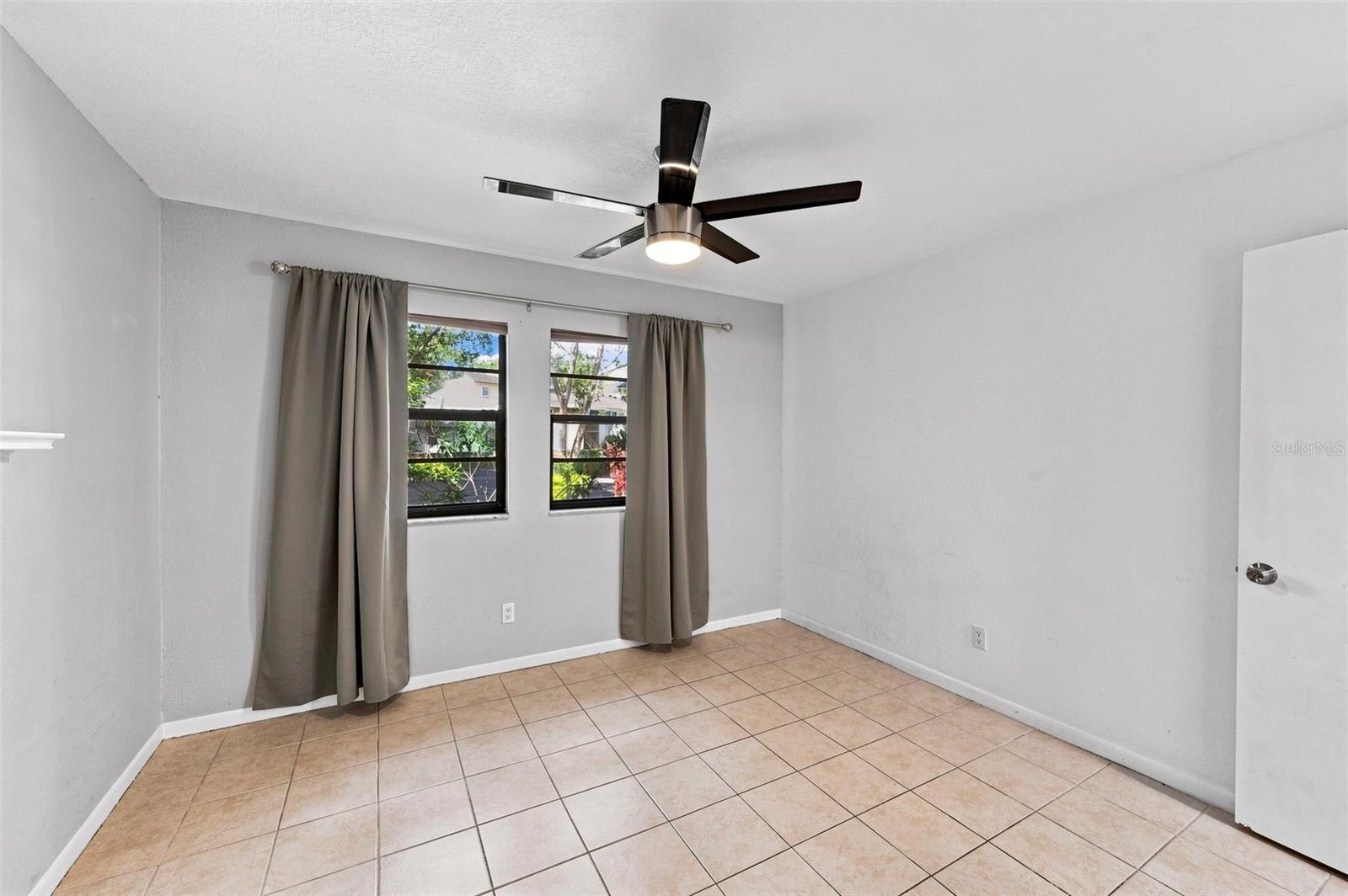 1000 TARPON WOODS BOULEVARD, #302, Palm Harbor, FL 34685