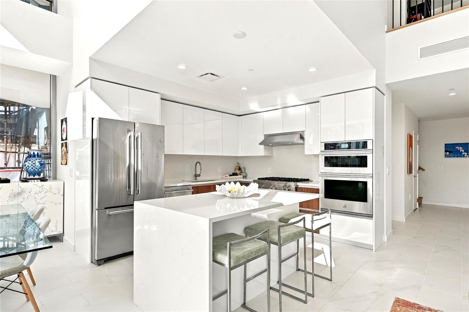 400 CENTRAL AVENUE, #301, St Petersburg, FL 33701