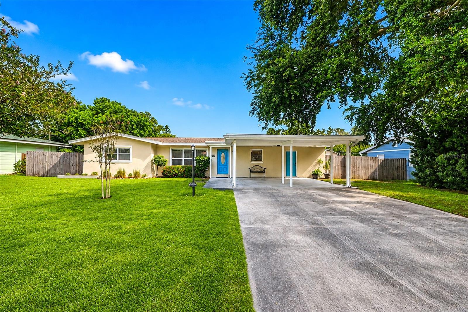 11399 80TH AVENUE, Seminole, FL 33772 11399 80TH AVENUE, Seminole, FL 33772