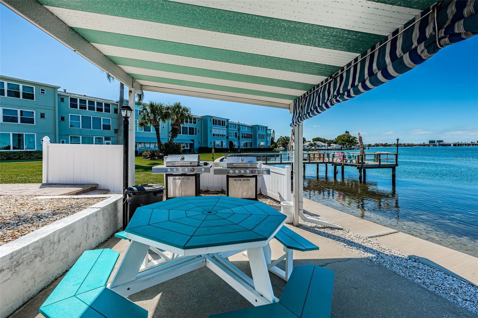 1898 SHORE DRIVE S, #208, South Pasadena, FL 33707