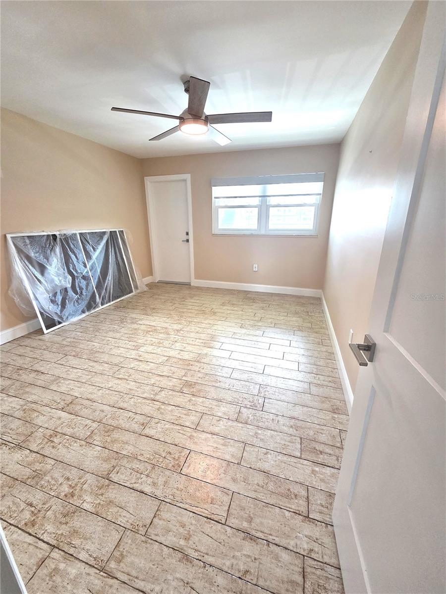 1898 SHORE DRIVE S, #208, South Pasadena, FL 33707