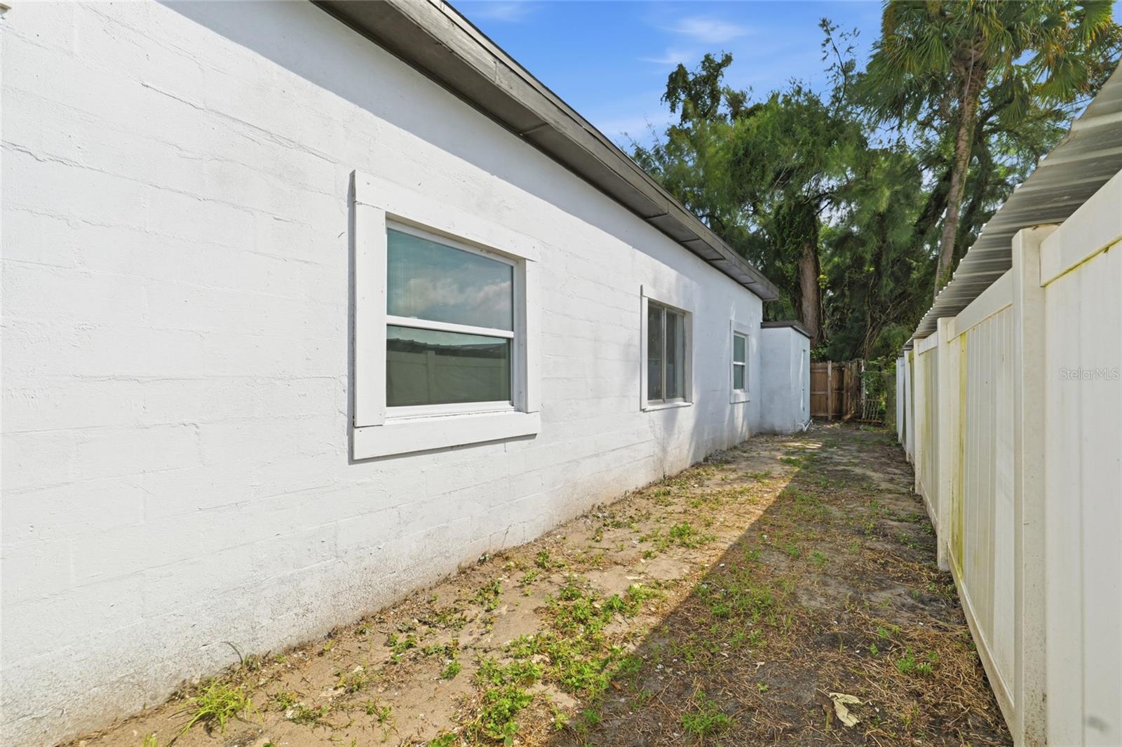 1707 E FRIERSON AVENUE, Tampa, FL 33610
