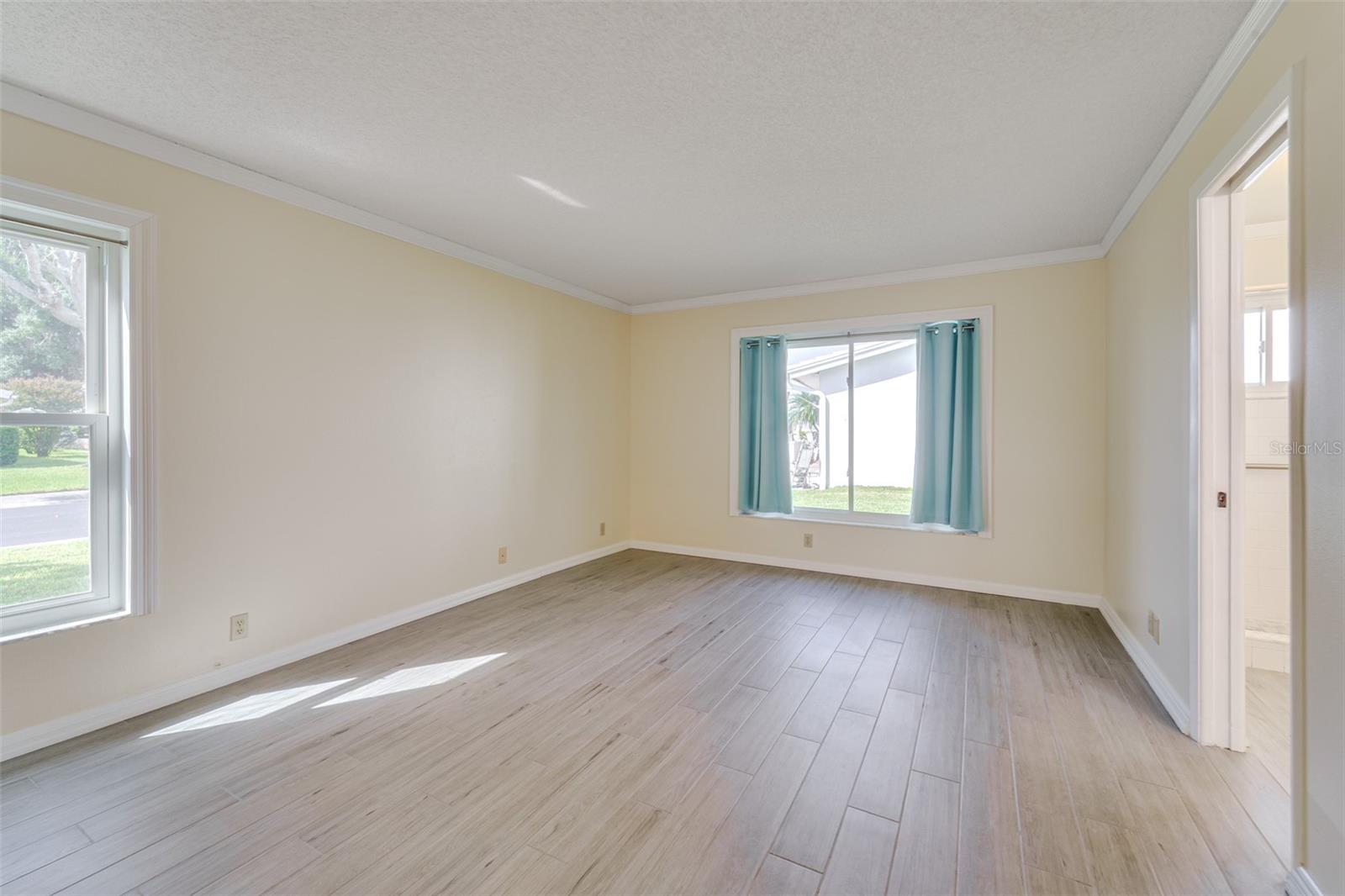 3459 MAINLANDS BOULEVARD S, Pinellas Park, FL 33782
