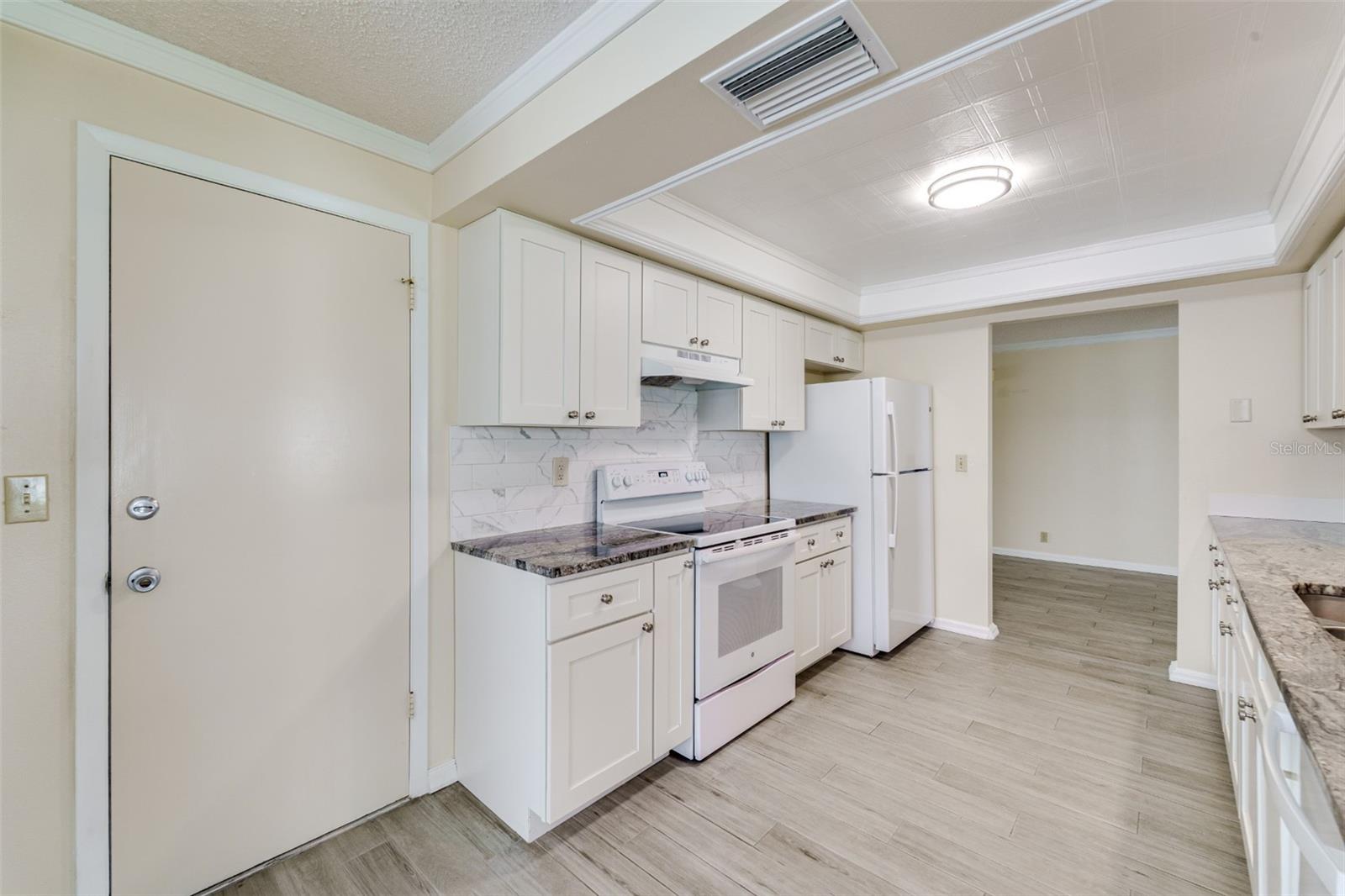 3459 MAINLANDS BOULEVARD S, Pinellas Park, FL 33782
