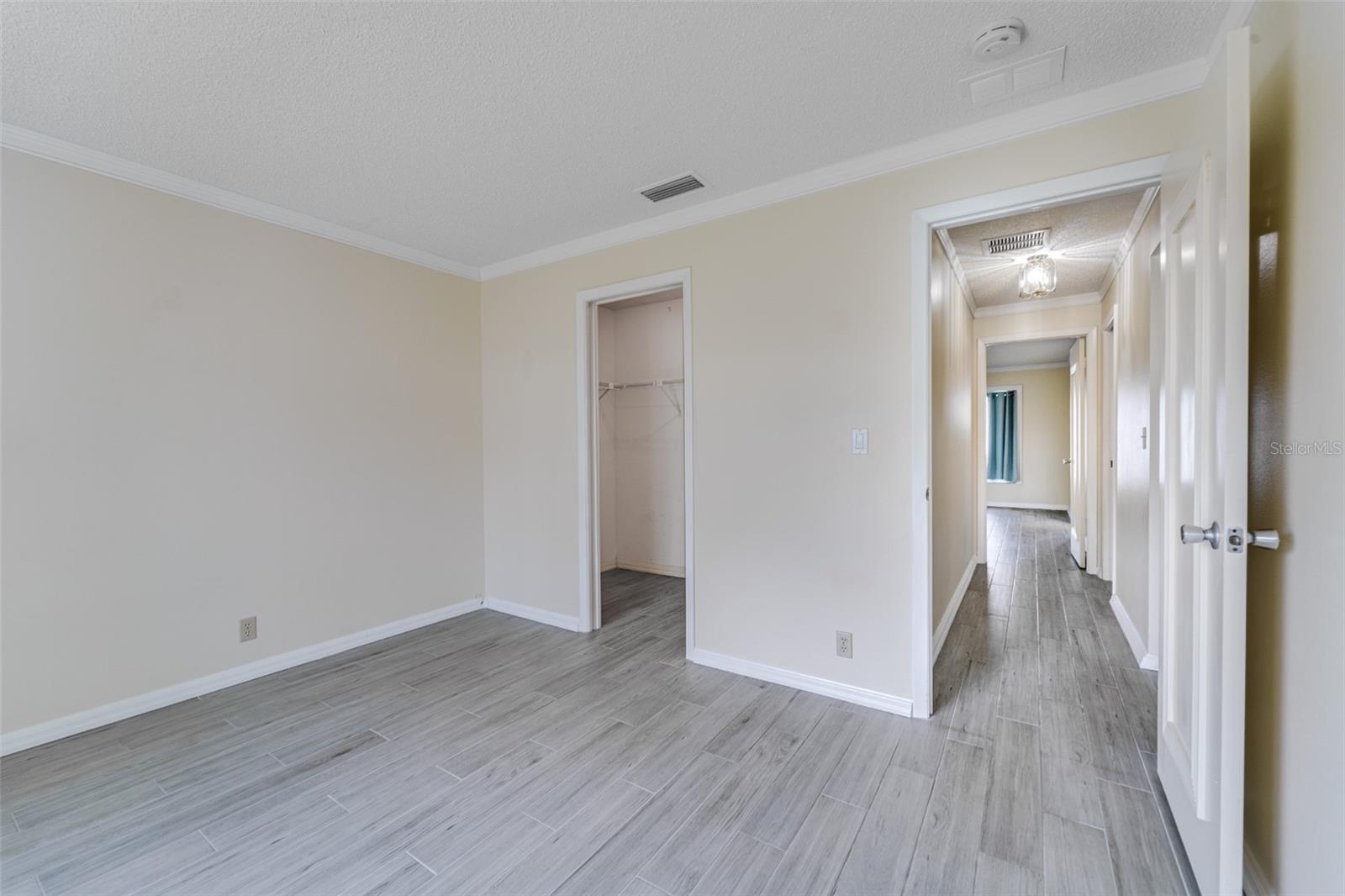 3459 MAINLANDS BOULEVARD S, Pinellas Park, FL 33782