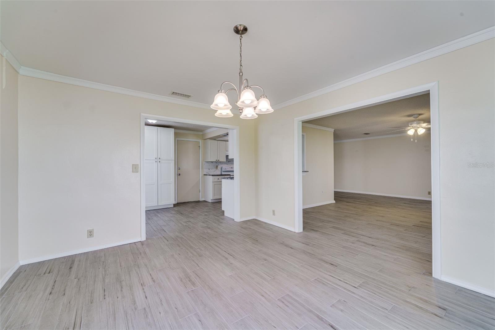 3459 MAINLANDS BOULEVARD S, Pinellas Park, FL 33782