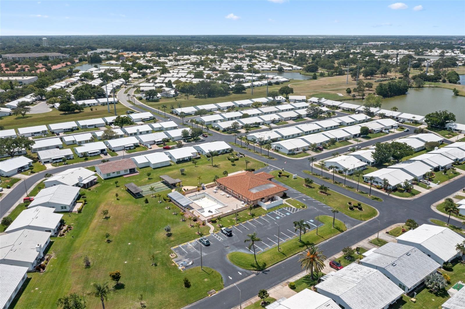 3459 MAINLANDS BOULEVARD S, Pinellas Park, FL 33782
