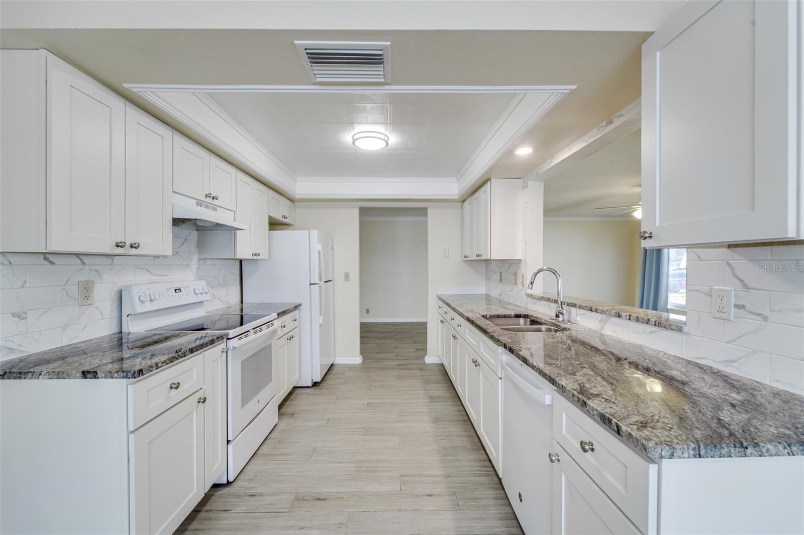3459 MAINLANDS BOULEVARD S, Pinellas Park, FL 33782