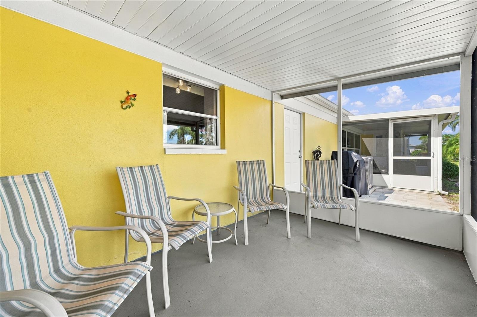 Large Screened Patio