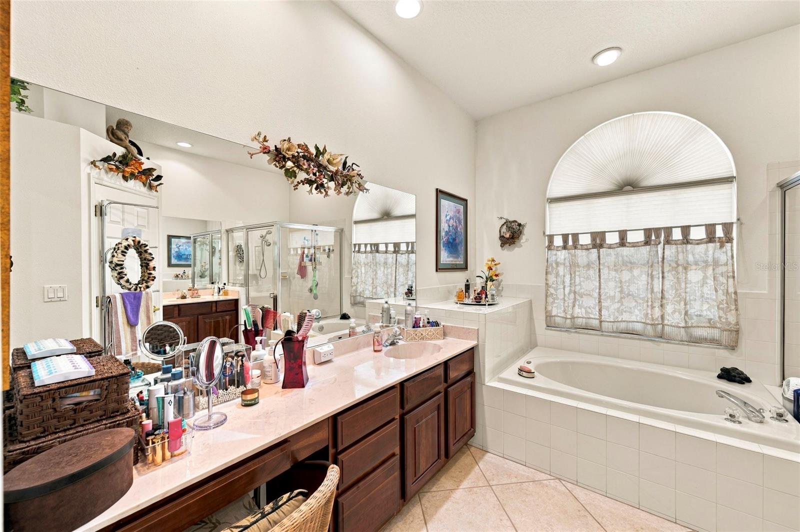 Ensuite - Garden tub and sep shower