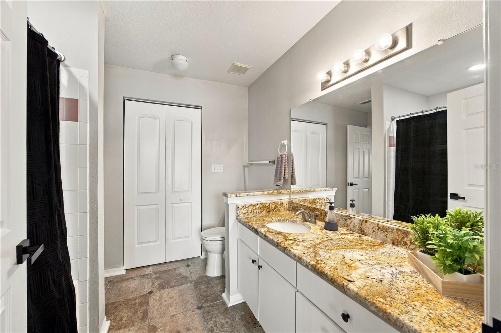 9570 LAKE CHASE ISLAND WAY, #9570, Tampa, FL 33626