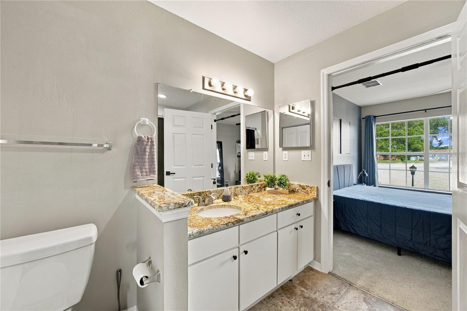 9570 LAKE CHASE ISLAND WAY, #9570, Tampa, FL 33626