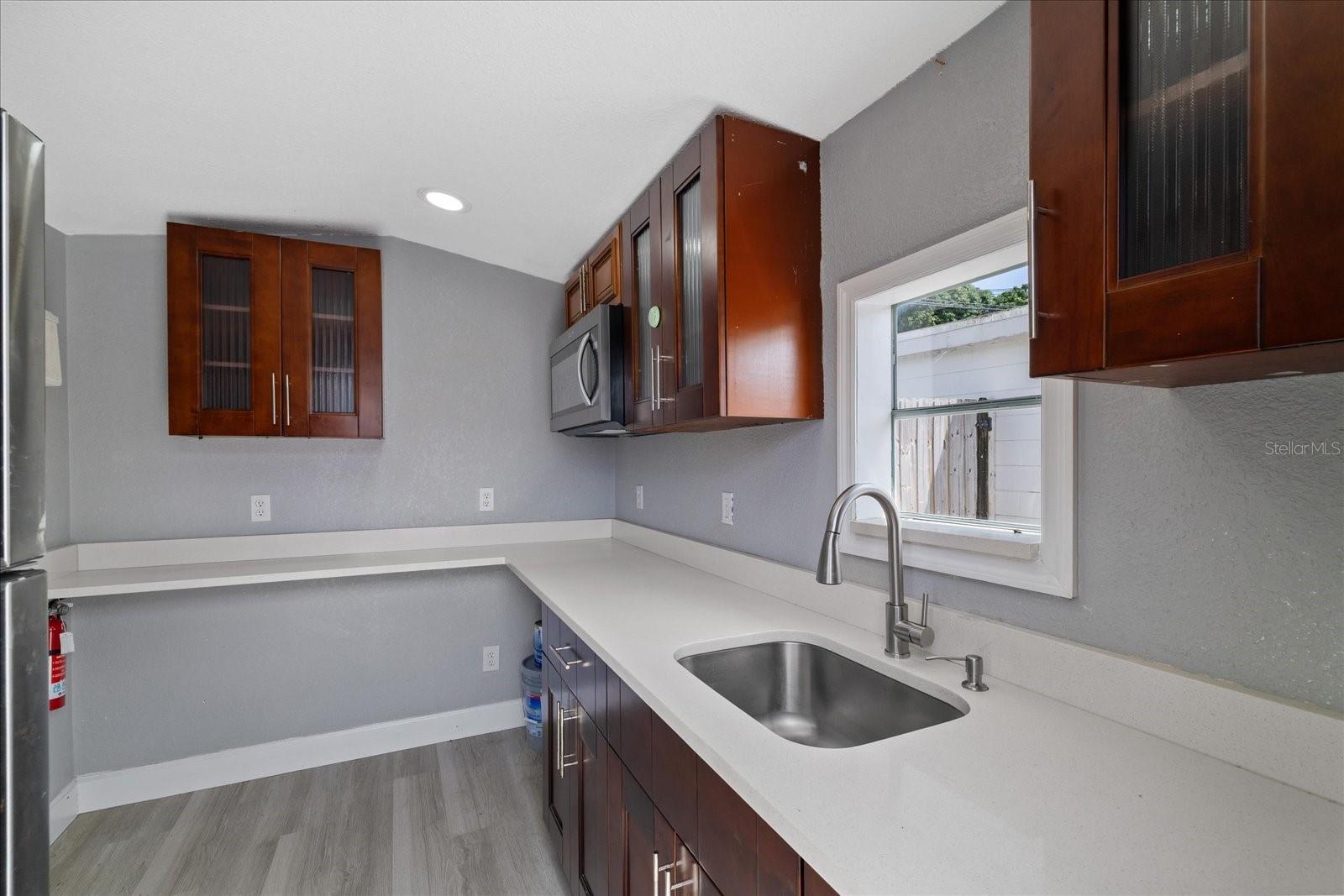 4053 31ST STREET N, St Petersburg, FL 33714