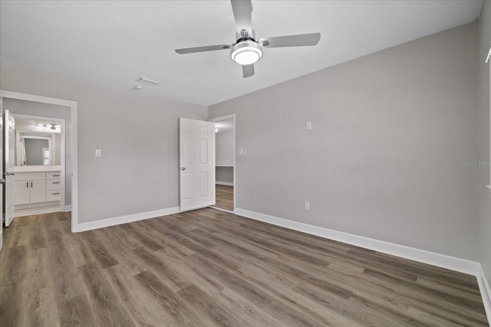 4053 31ST STREET N, St Petersburg, FL 33714