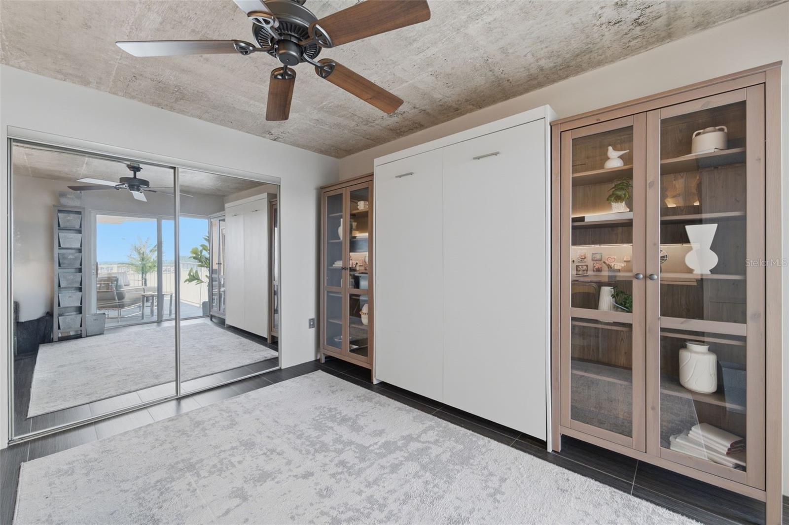 7430 SUNSHINE SKYWAY LANE S, #901, St Petersburg, FL 33711