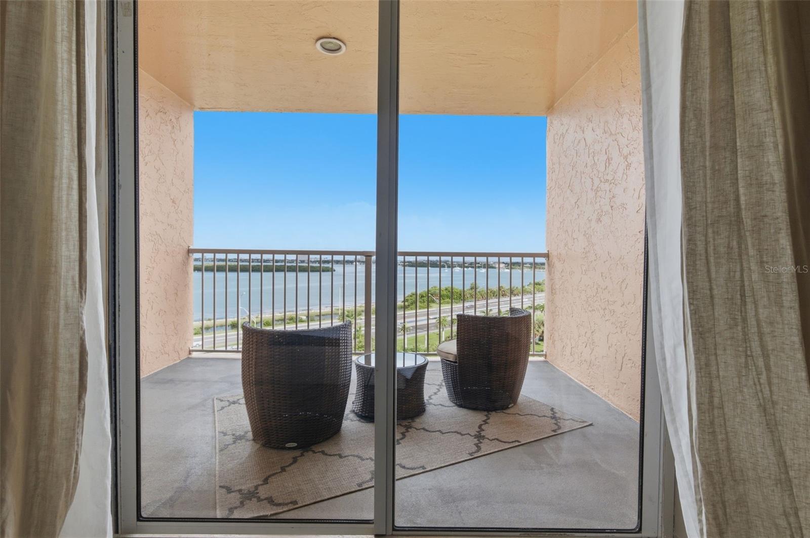 7430 SUNSHINE SKYWAY LANE S, #901, St Petersburg, FL 33711