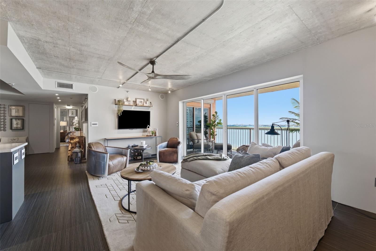 7430 SUNSHINE SKYWAY LANE S, #901, St Petersburg, FL 33711