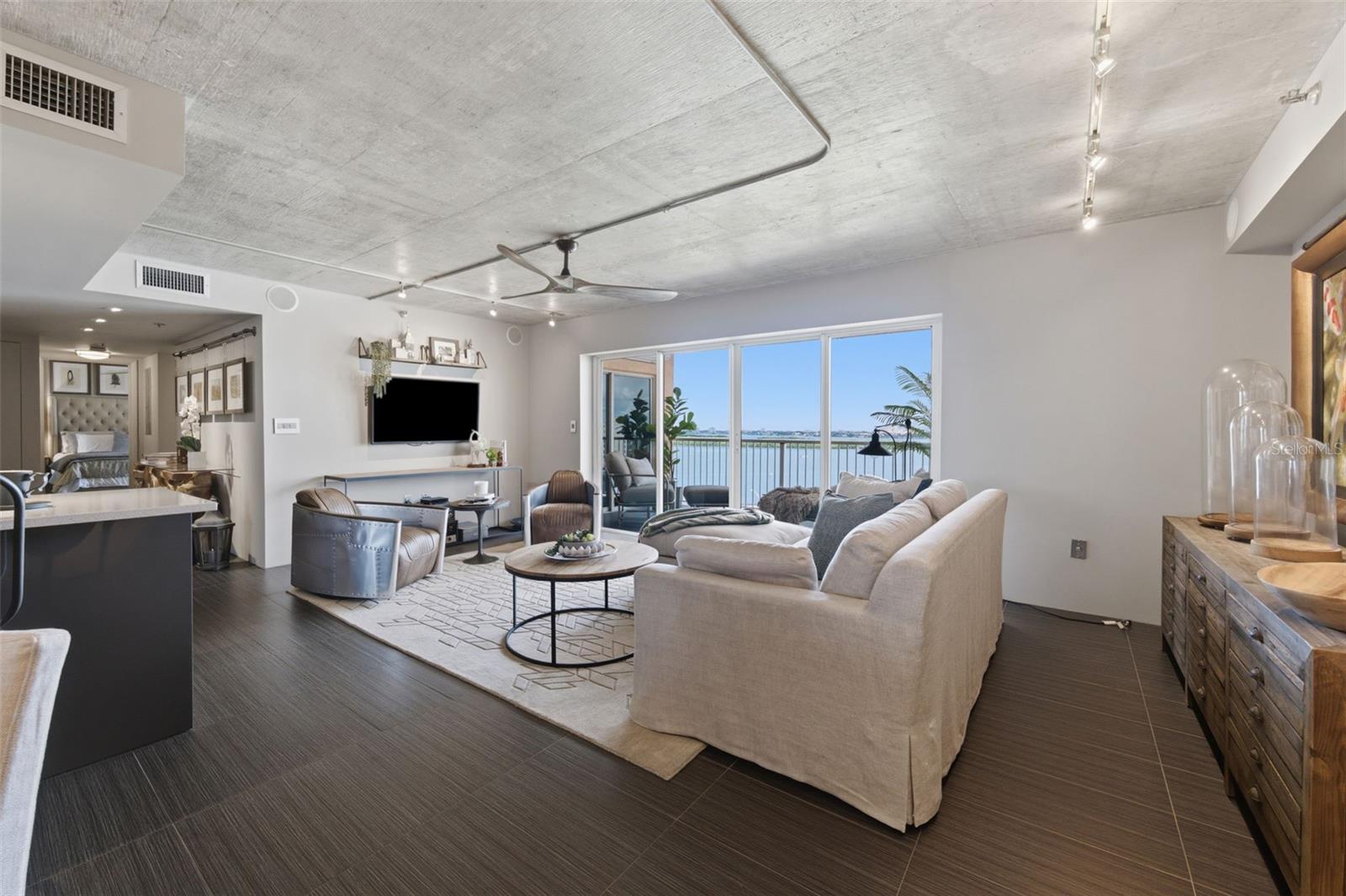 7430 SUNSHINE SKYWAY LANE S, #901, St Petersburg, FL 33711