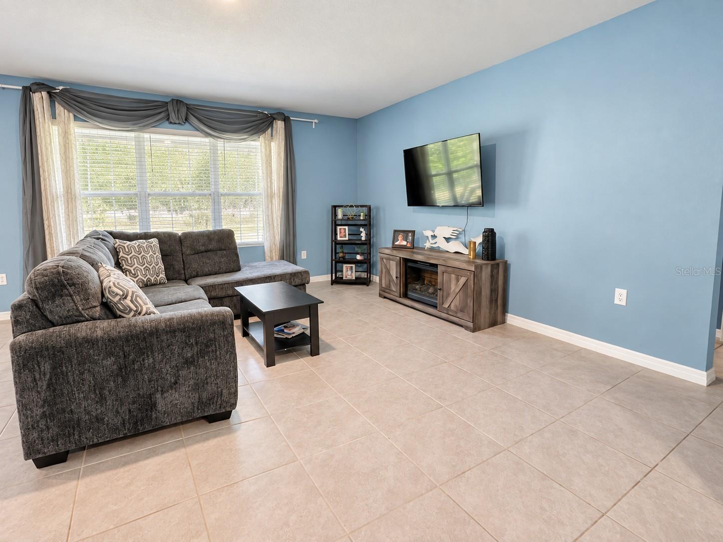175 SUNSET POINT DR., Ormond Beach, FL 32174
