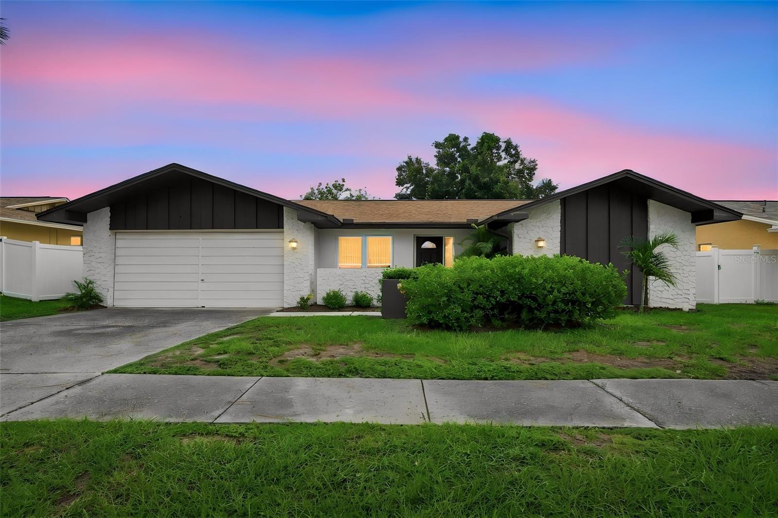 203 HILLCREST DRIVE, Safety Harbor, FL 34695 203 HILLCREST DRIVE, Safety Harbor, FL 34695