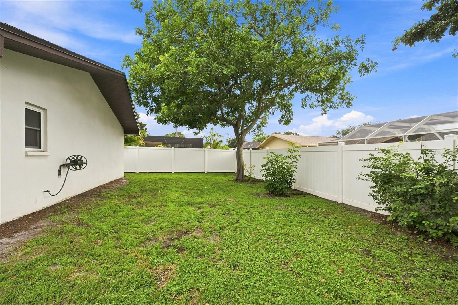203 HILLCREST DRIVE, Safety Harbor, FL 34695