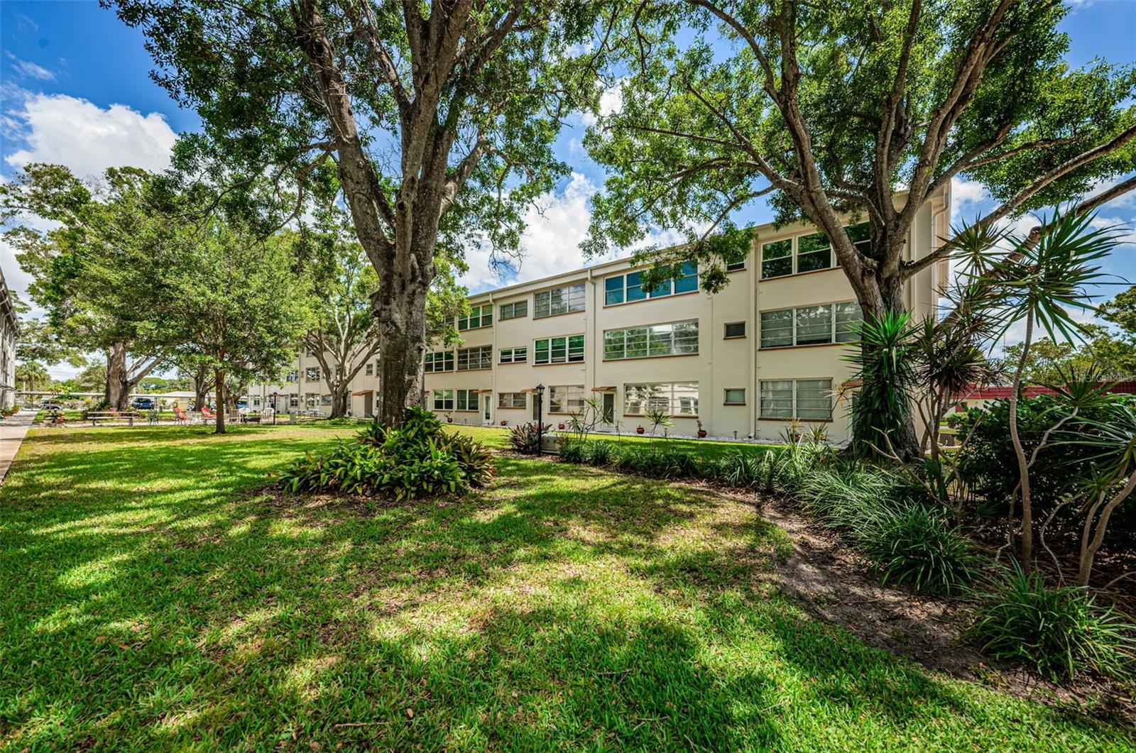 5880 38TH AVENUE N, #309, St Petersburg, FL 33710