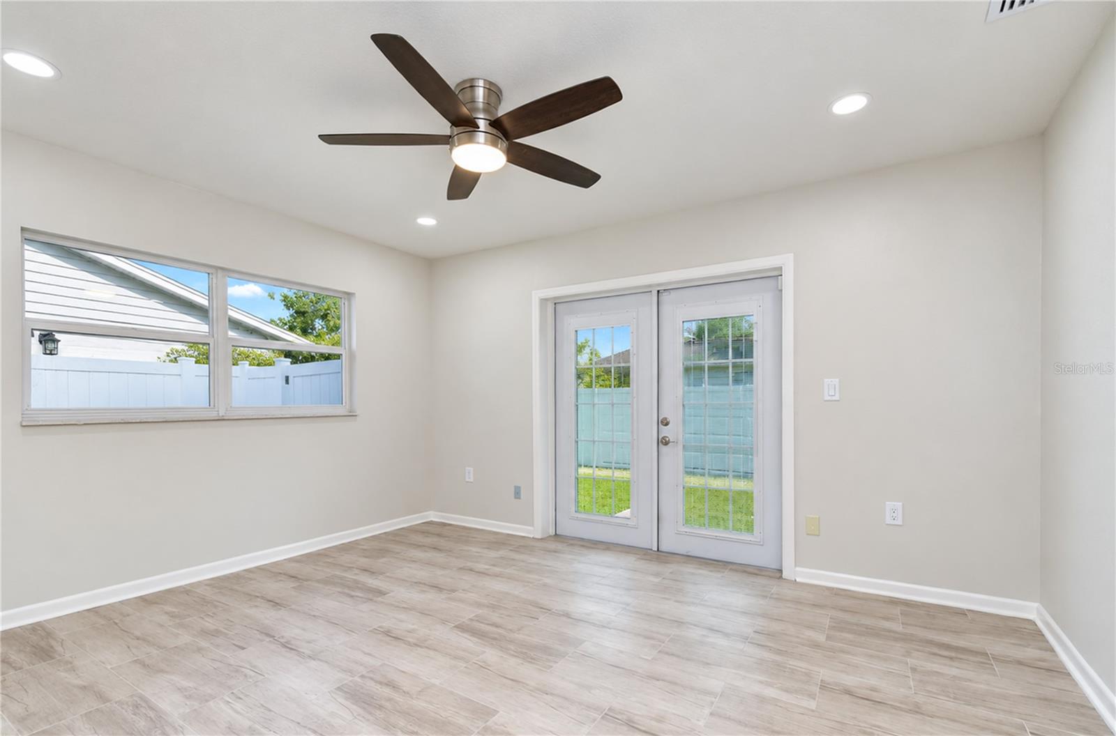 8013 W ELM STREET, Tampa, FL 33615