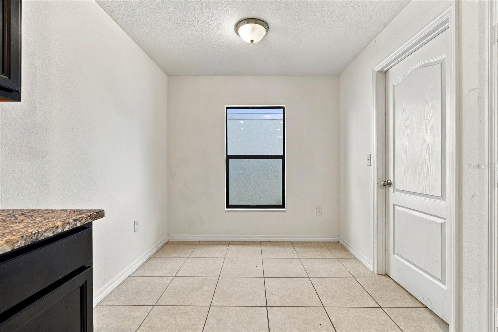 Kitchen Dinette