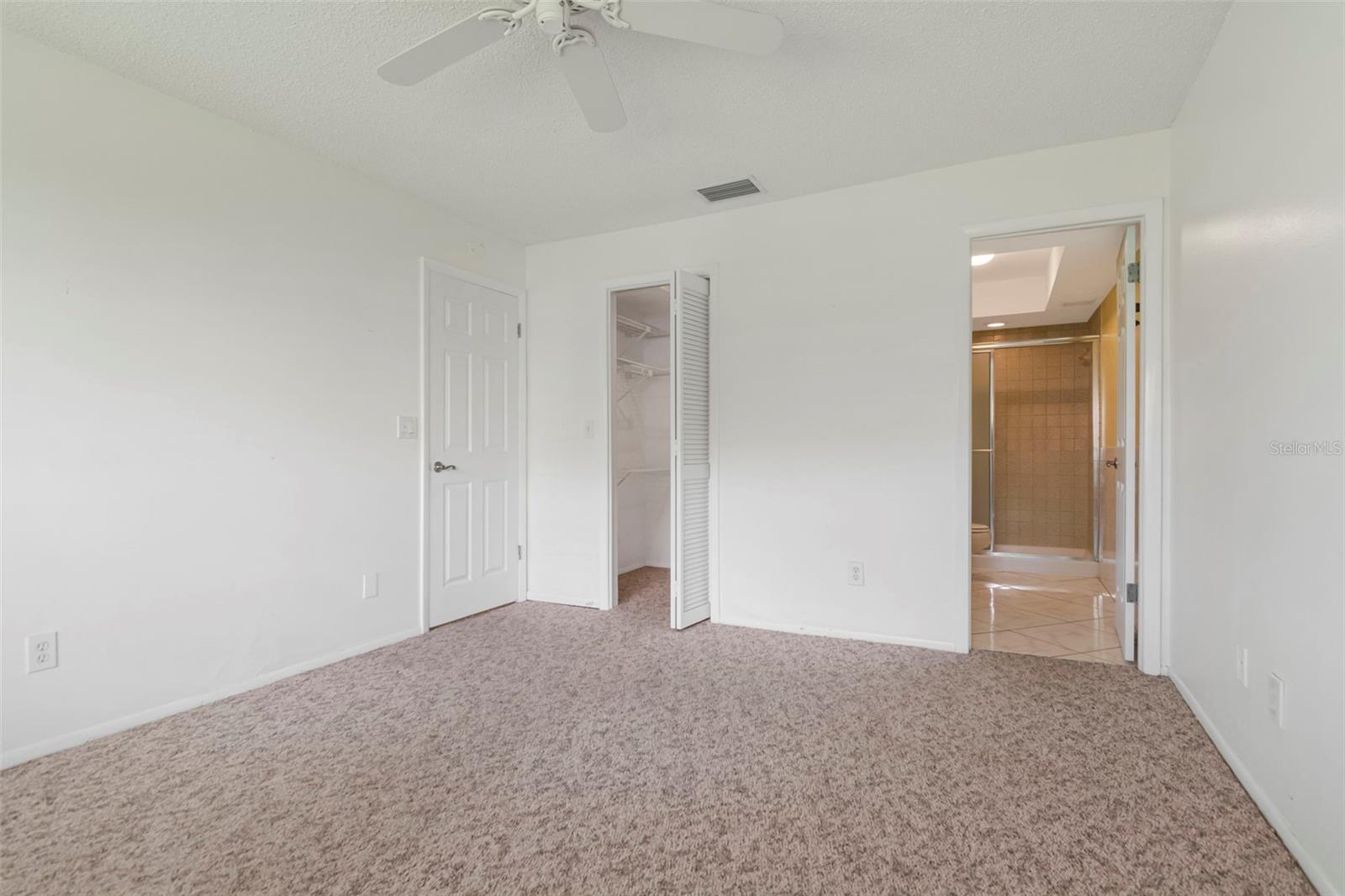2569 LAURELWOOD DRIVE, #11B, Clearwater, FL 33763