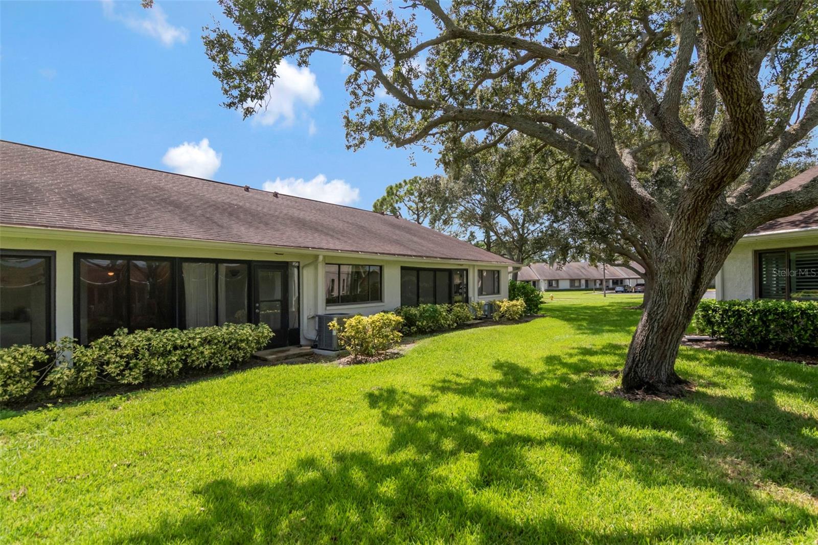 2569 LAURELWOOD DRIVE, #11B, Clearwater, FL 33763