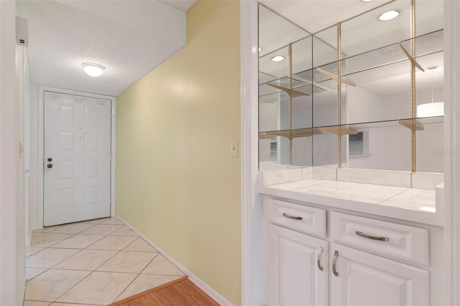 2569 LAURELWOOD DRIVE, #11B, Clearwater, FL 33763