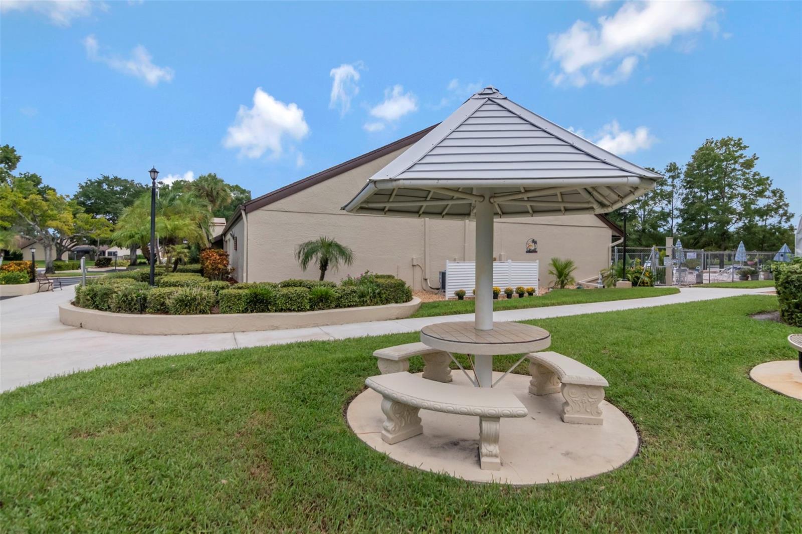 2569 LAURELWOOD DRIVE, #11B, Clearwater, FL 33763